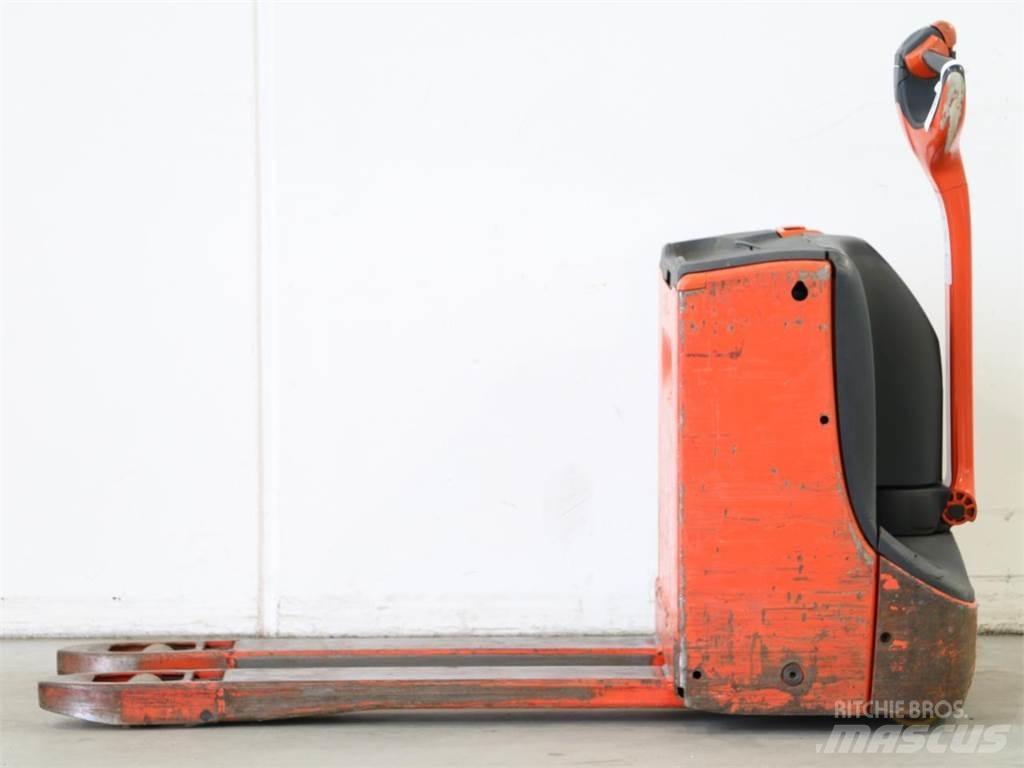 Linde T16/1152-00 Wózki widłowe unoszące z dyszlem