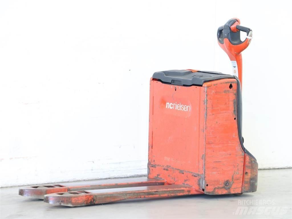 Linde T16/1152-00 Wózki widłowe unoszące z dyszlem