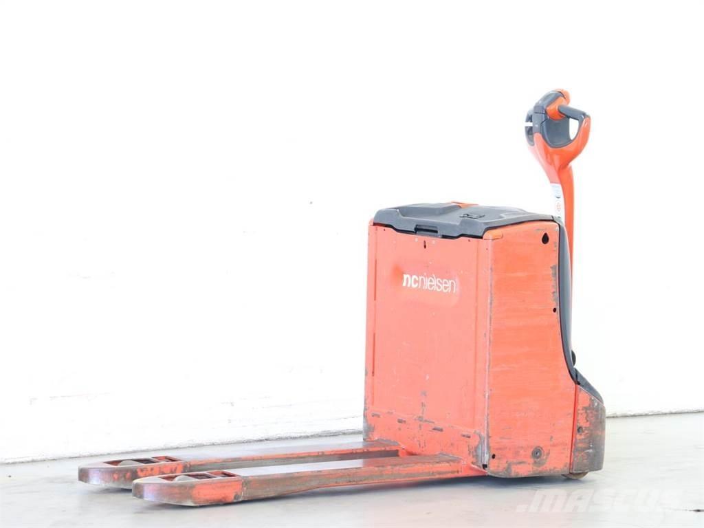 Linde T16/1152-00 Wózki widłowe unoszące z dyszlem