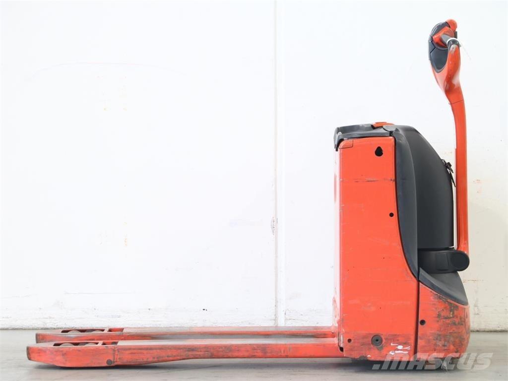 Linde T16/1152-00 Wózki widłowe unoszące z dyszlem