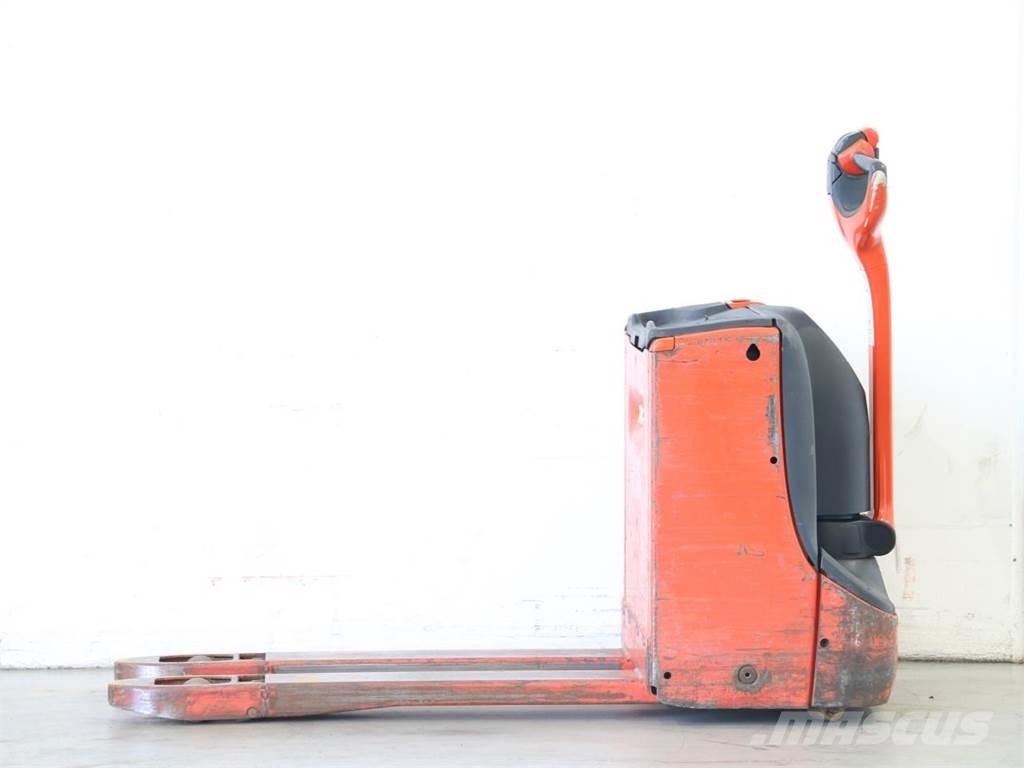 Linde T16/1152-00 Wózki widłowe unoszące z dyszlem