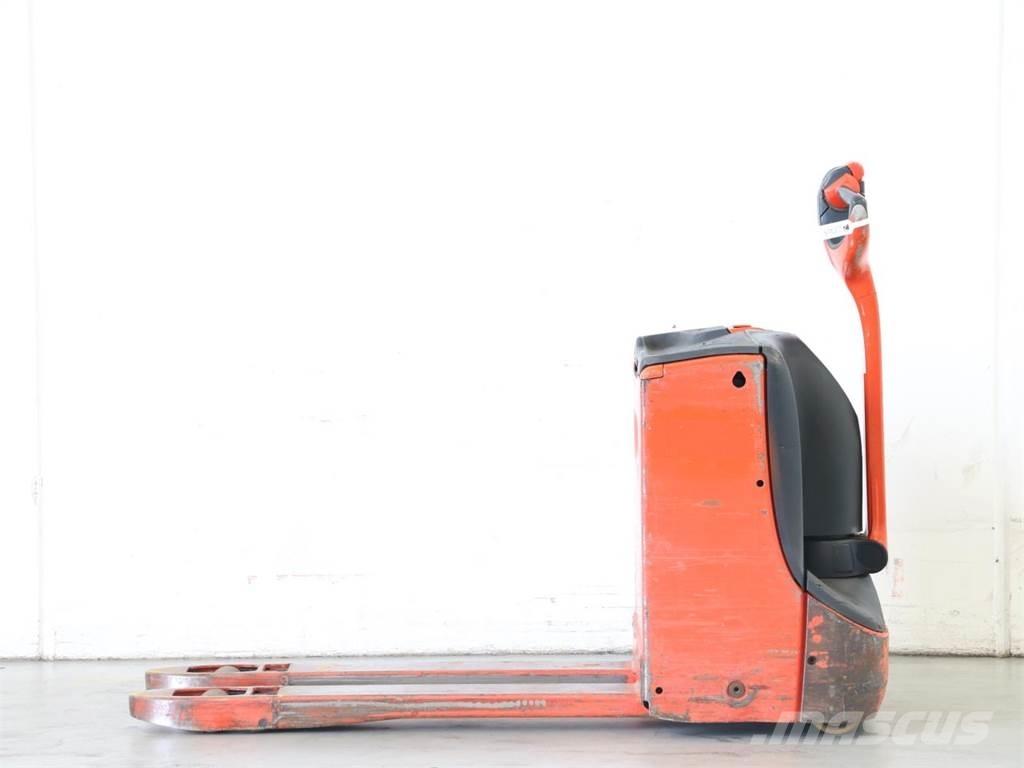 Linde T16/1152-00 Wózki widłowe unoszące z dyszlem