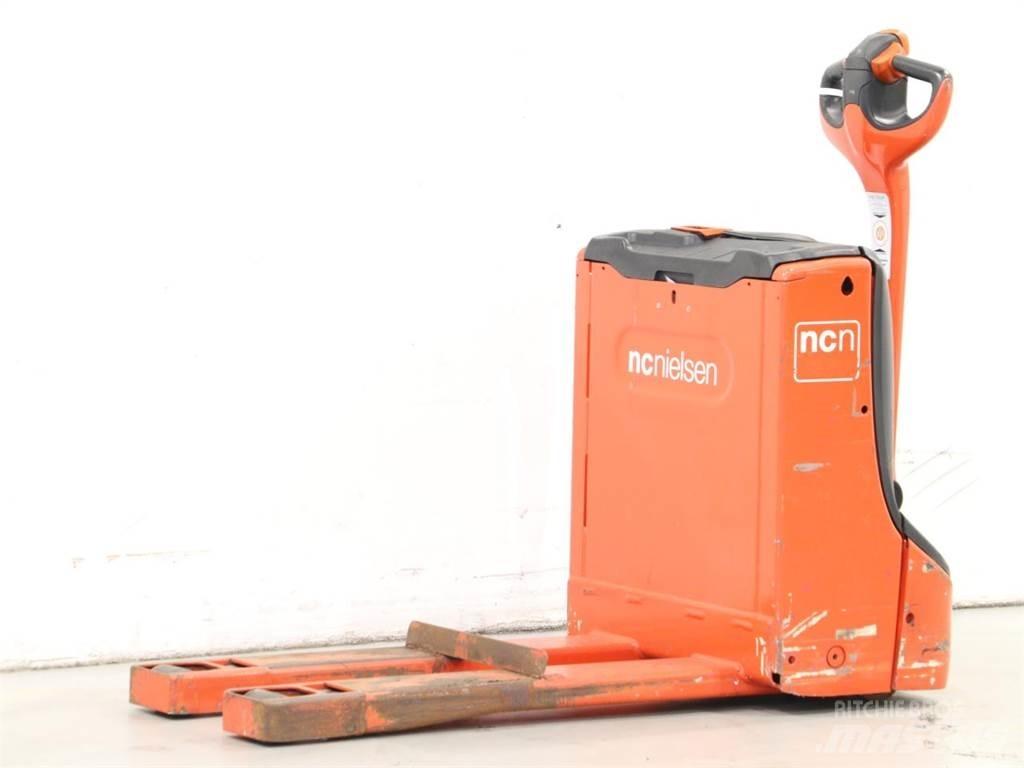 Linde T16/1152-00 Wózki widłowe unoszące z dyszlem