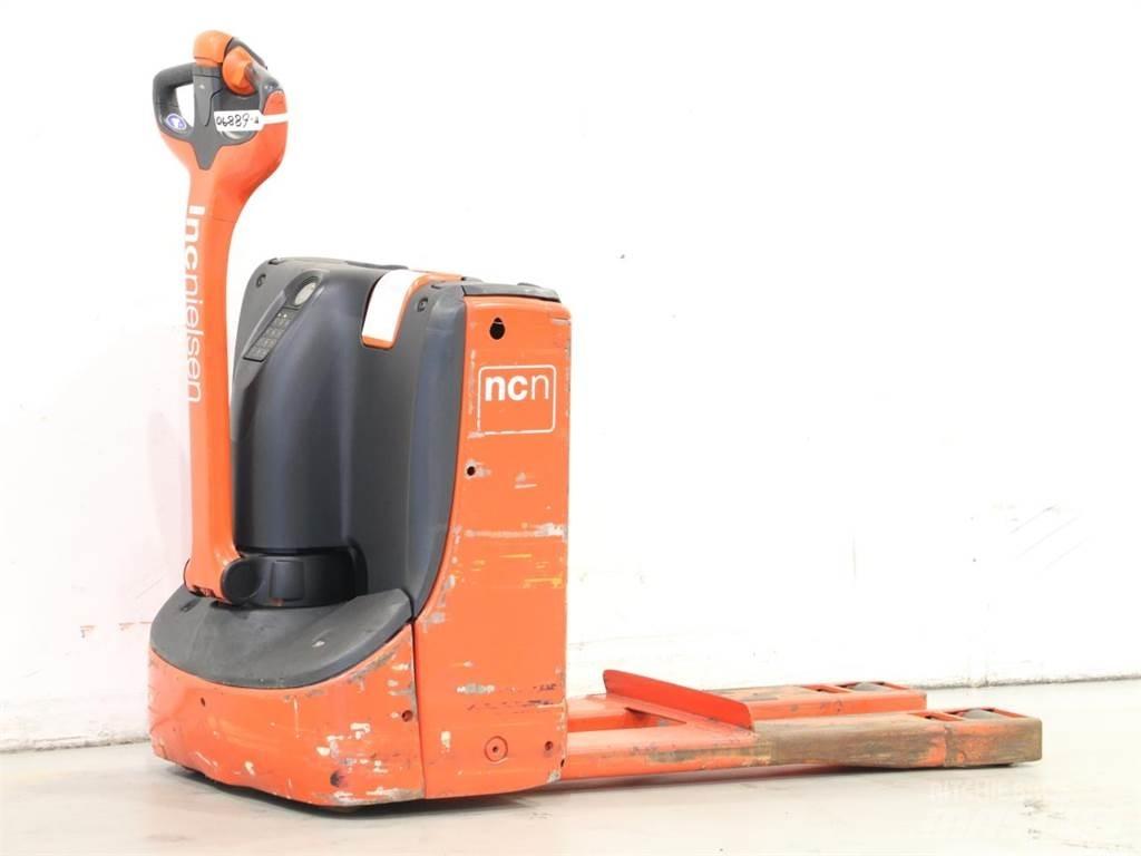 Linde T16/1152-00 Wózki widłowe unoszące z dyszlem