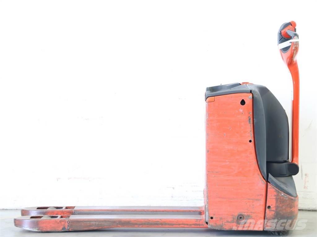 Linde T16/1152-00 Wózki widłowe unoszące z dyszlem