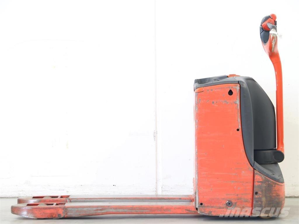 Linde T16/1152-02 Wózki widłowe unoszące z dyszlem