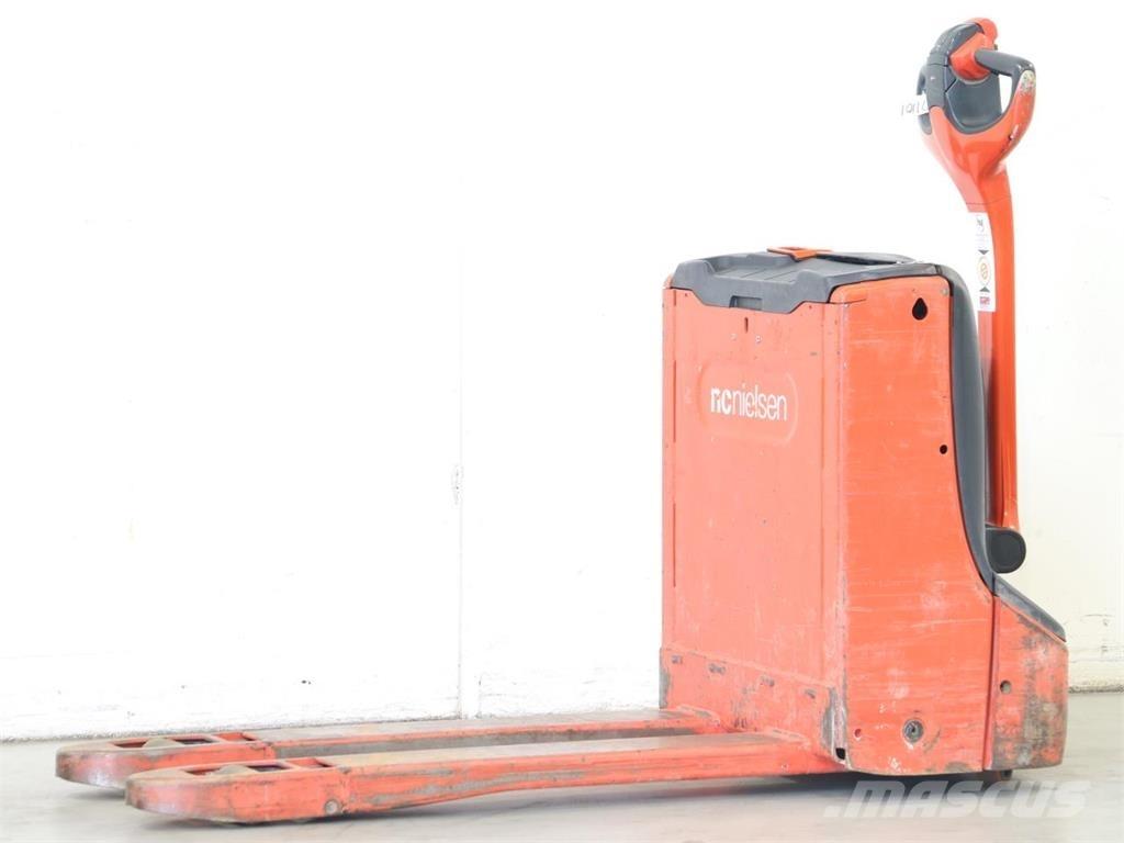Linde T16/1152-02 Wózki widłowe unoszące z dyszlem