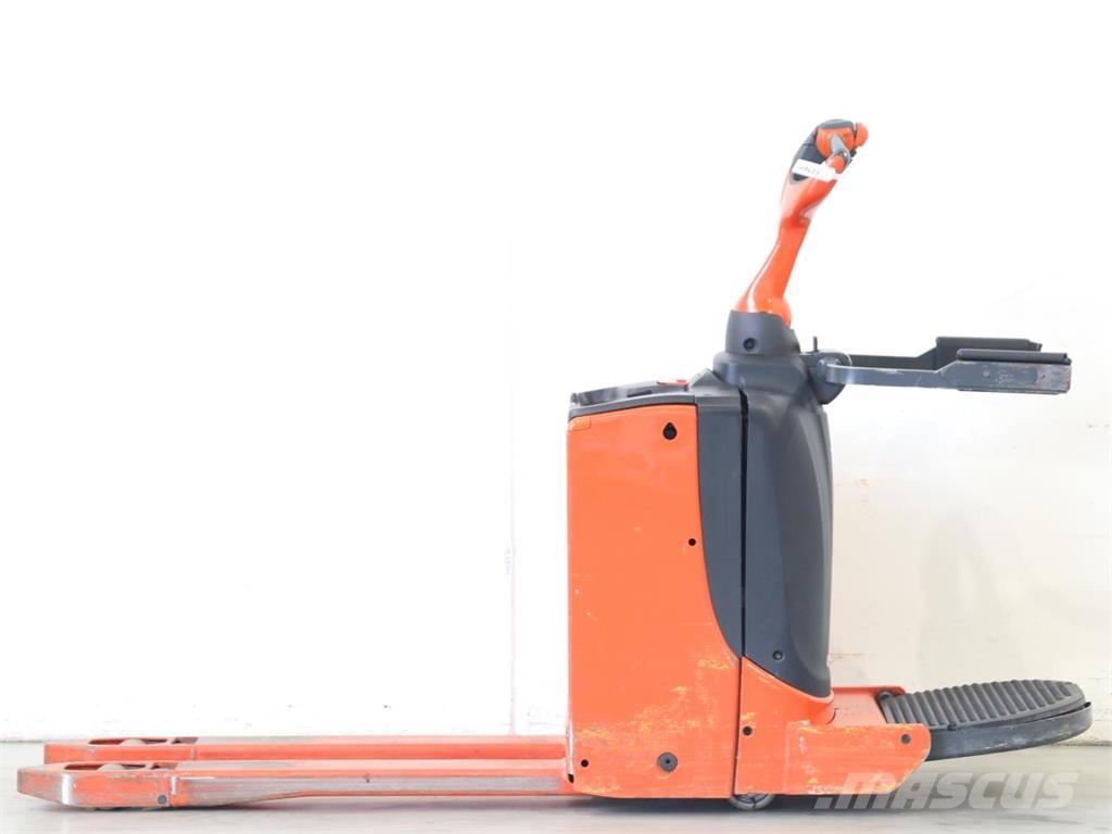 Linde T16P/1151 Wózki widłowe unoszące z dyszlem