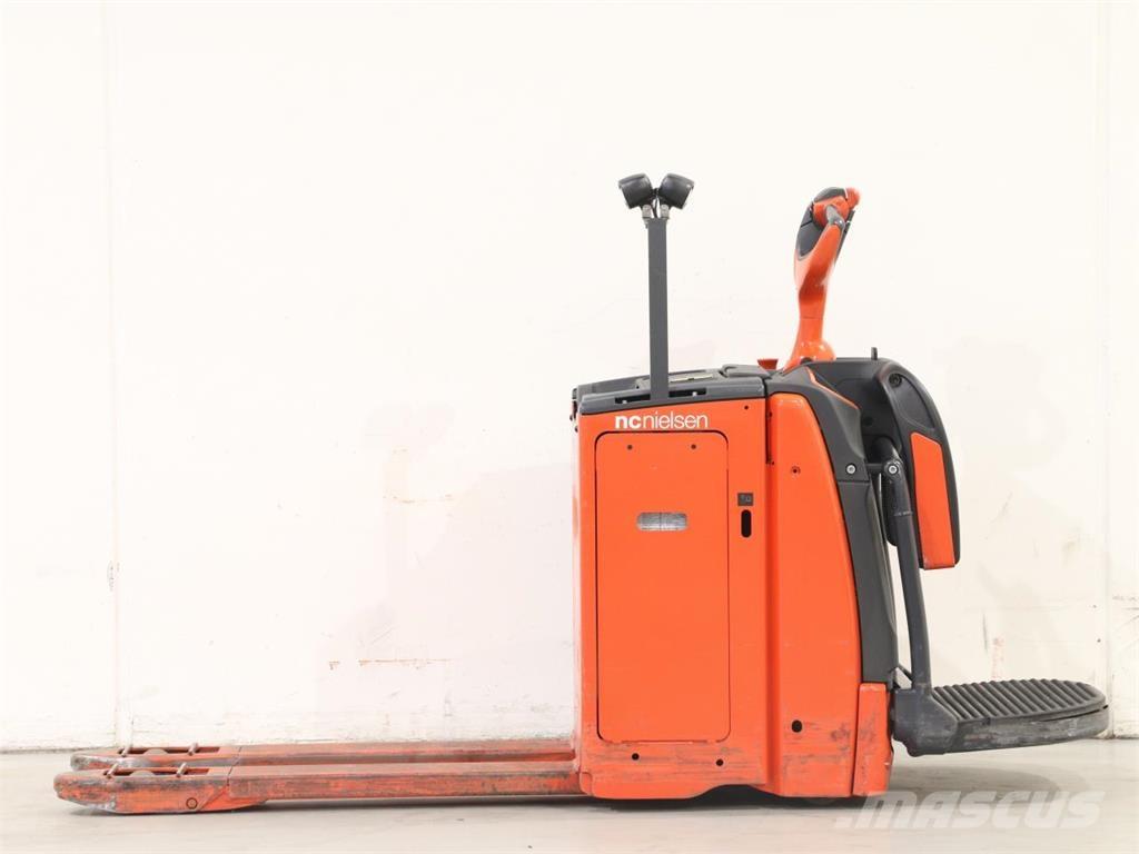 Linde T20AP/1153-00 Wózki widłowe unoszące z dyszlem