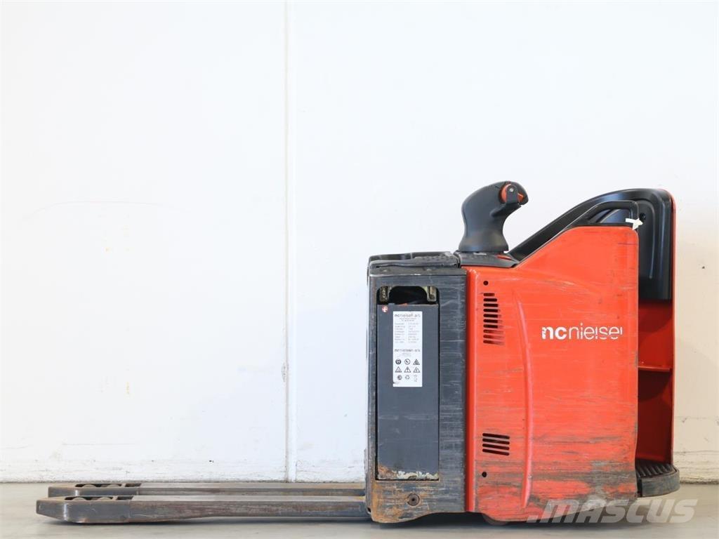 Linde T20SP/131 Wózki widłowe unoszące z dyszlem