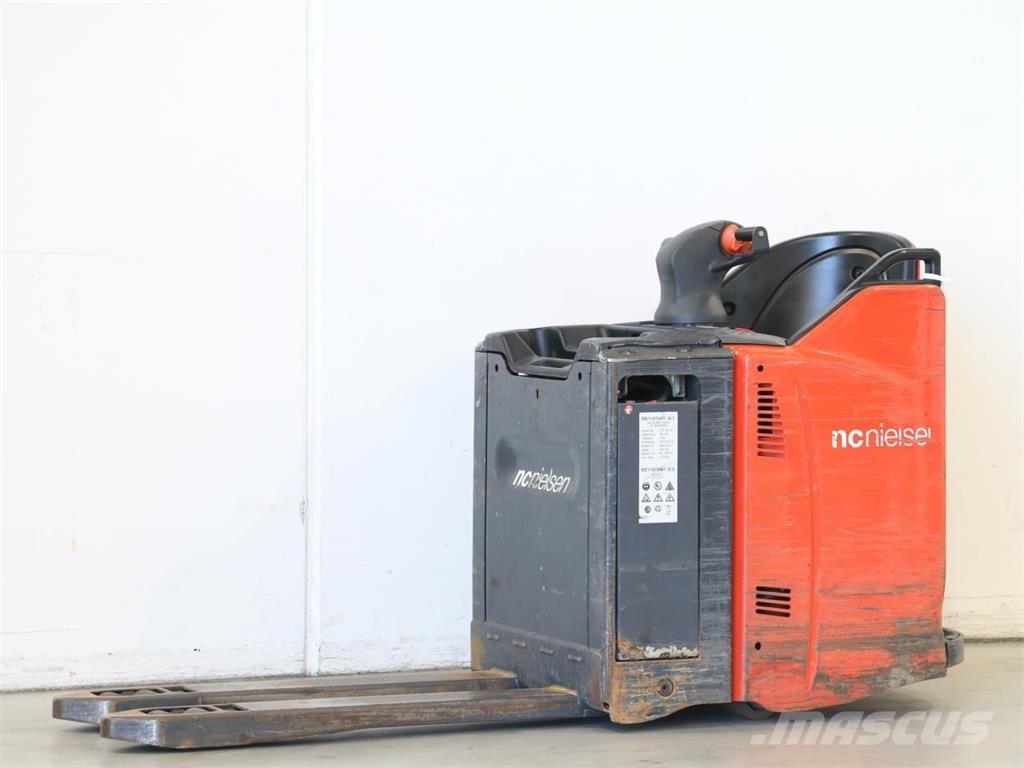 Linde T20SP/131 Wózki widłowe unoszące z dyszlem