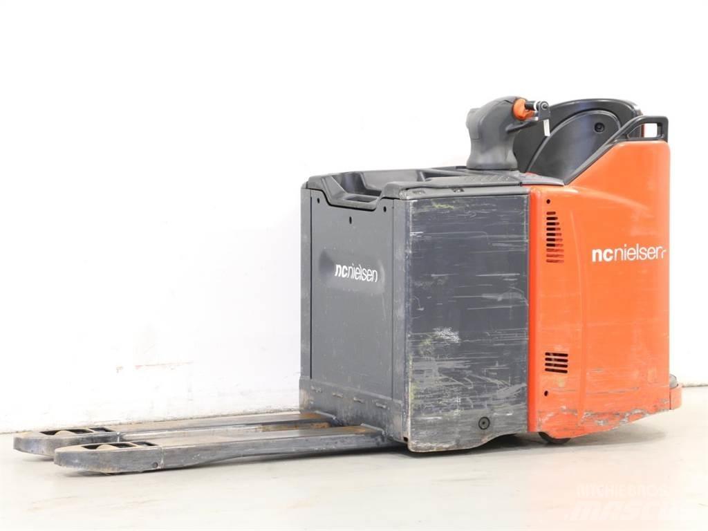 Linde T20SP/131 Wózki widłowe unoszące z dyszlem