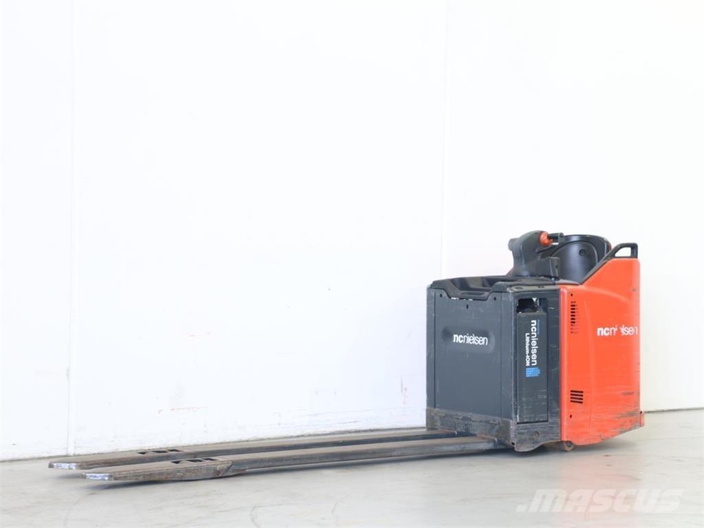 Linde T20SP/131 Wózki widłowe unoszące z dyszlem