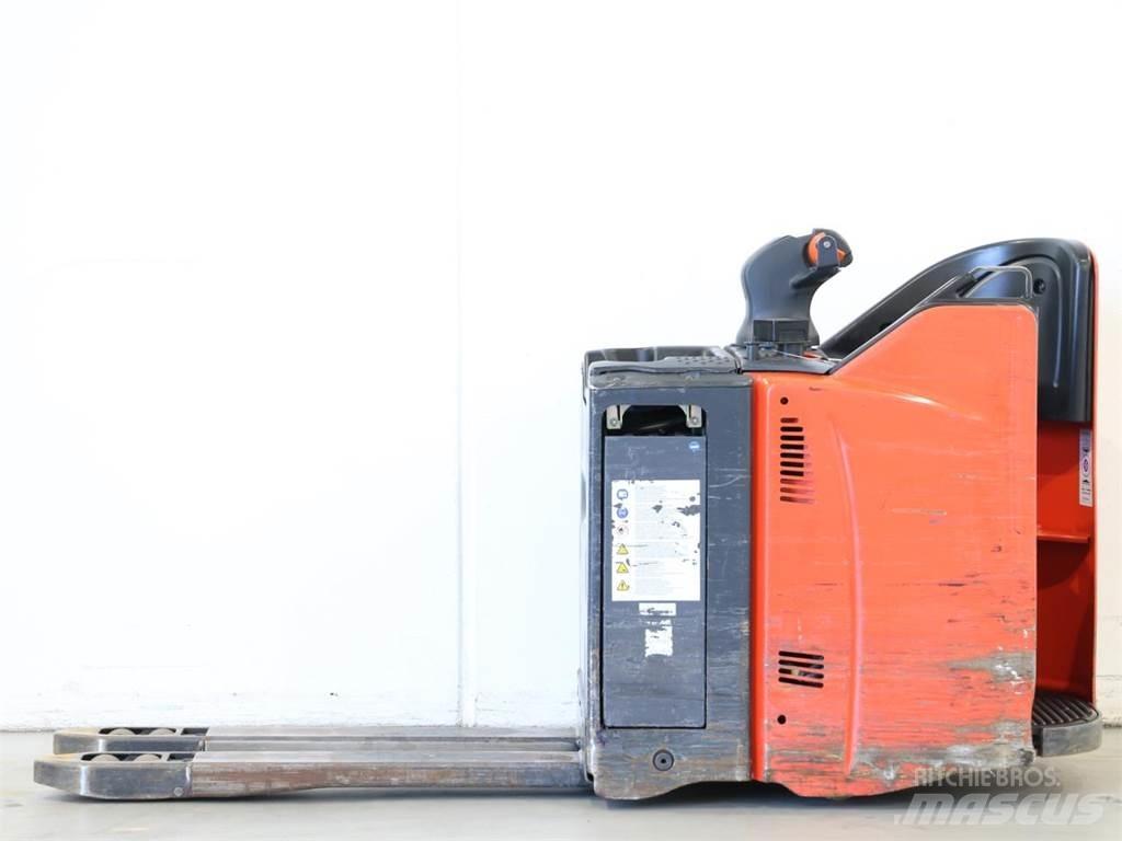 Linde T20SP/131 Wózki widłowe unoszące z dyszlem