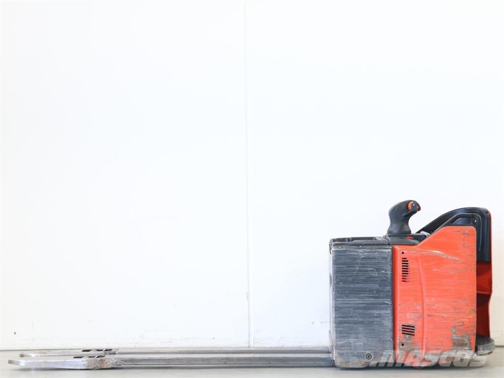 Linde T20SP/131-07 Wózki widłowe unoszące z dyszlem