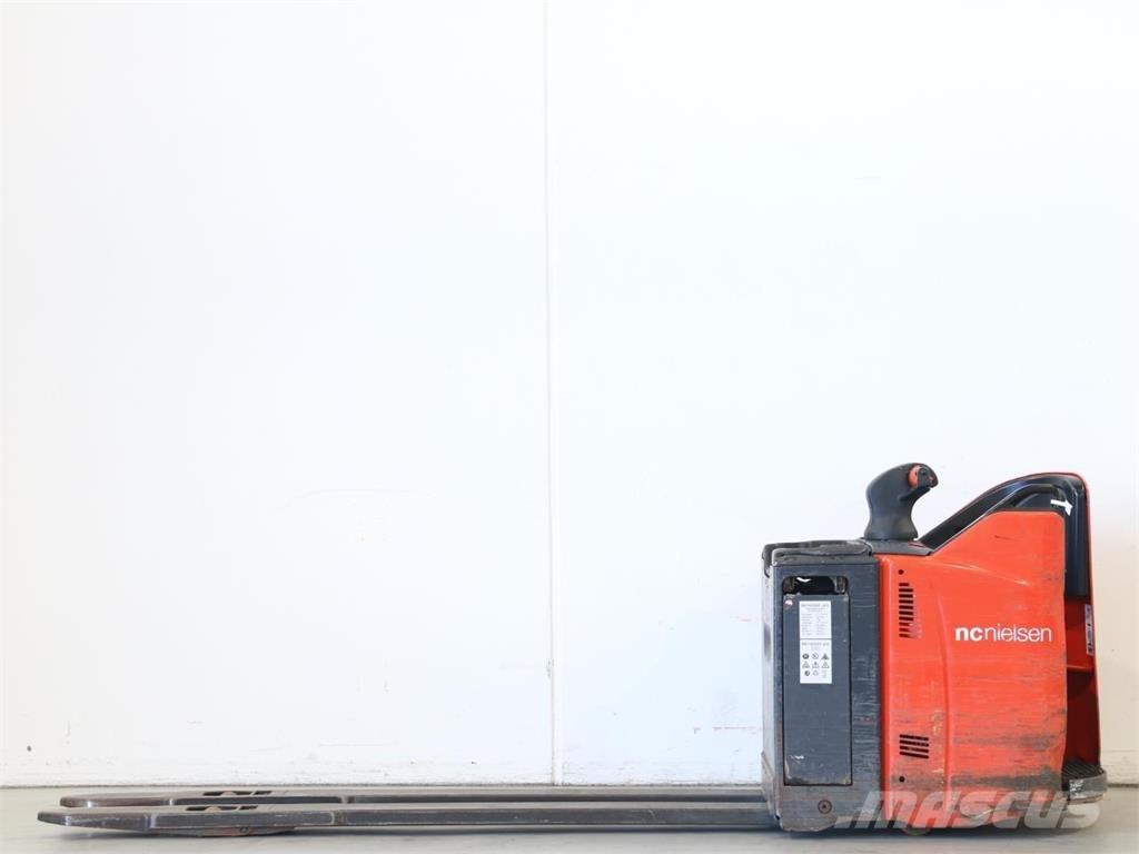 Linde T20SP/131-07 Wózki widłowe unoszące z dyszlem