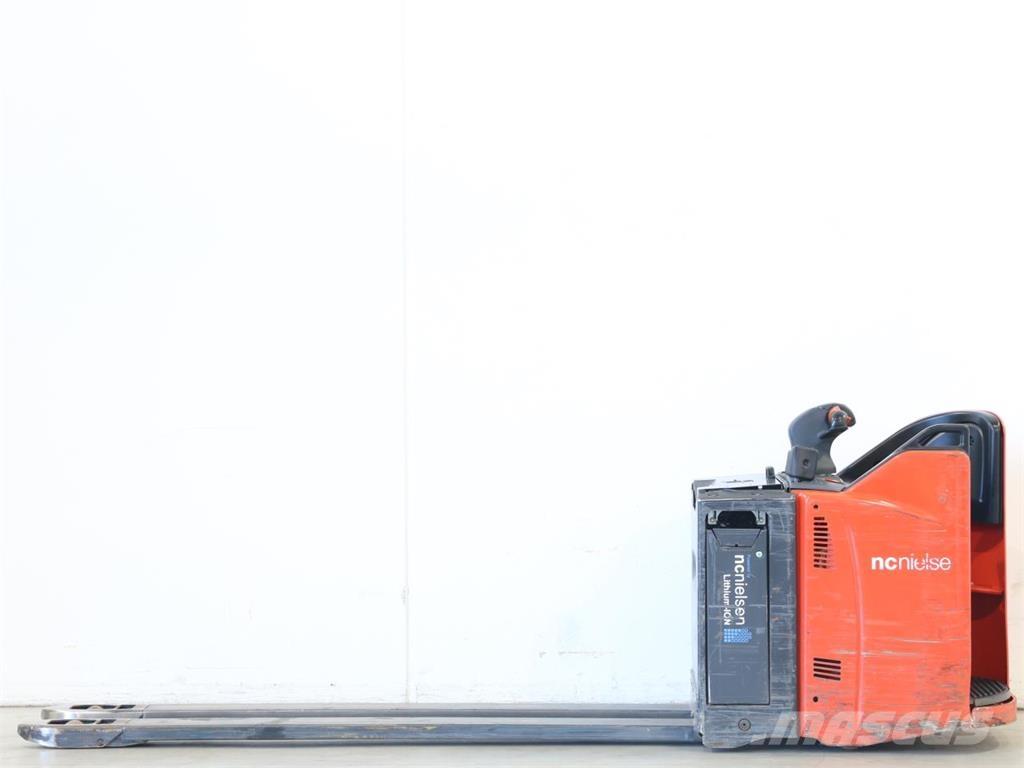 Linde T20SP/131-08 Wózki widłowe unoszące z dyszlem