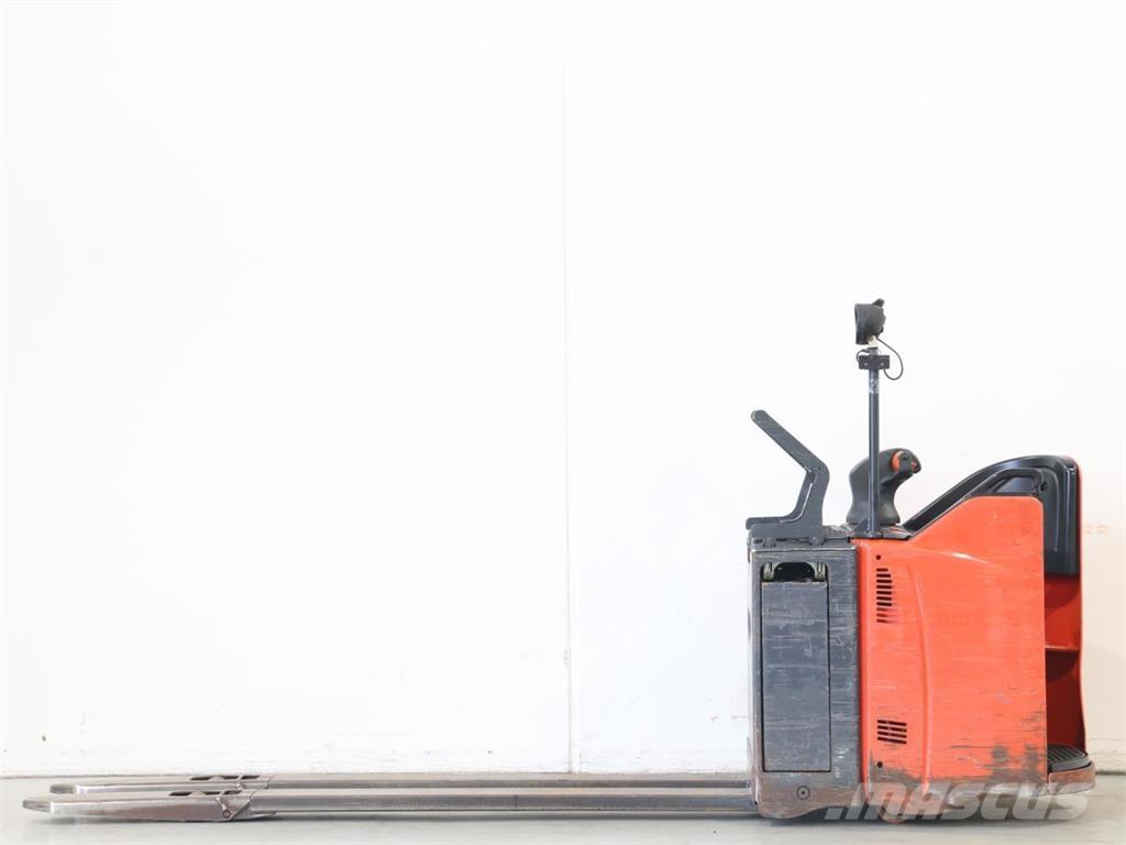 Linde T20SP/131-08 Wózki widłowe unoszące z dyszlem