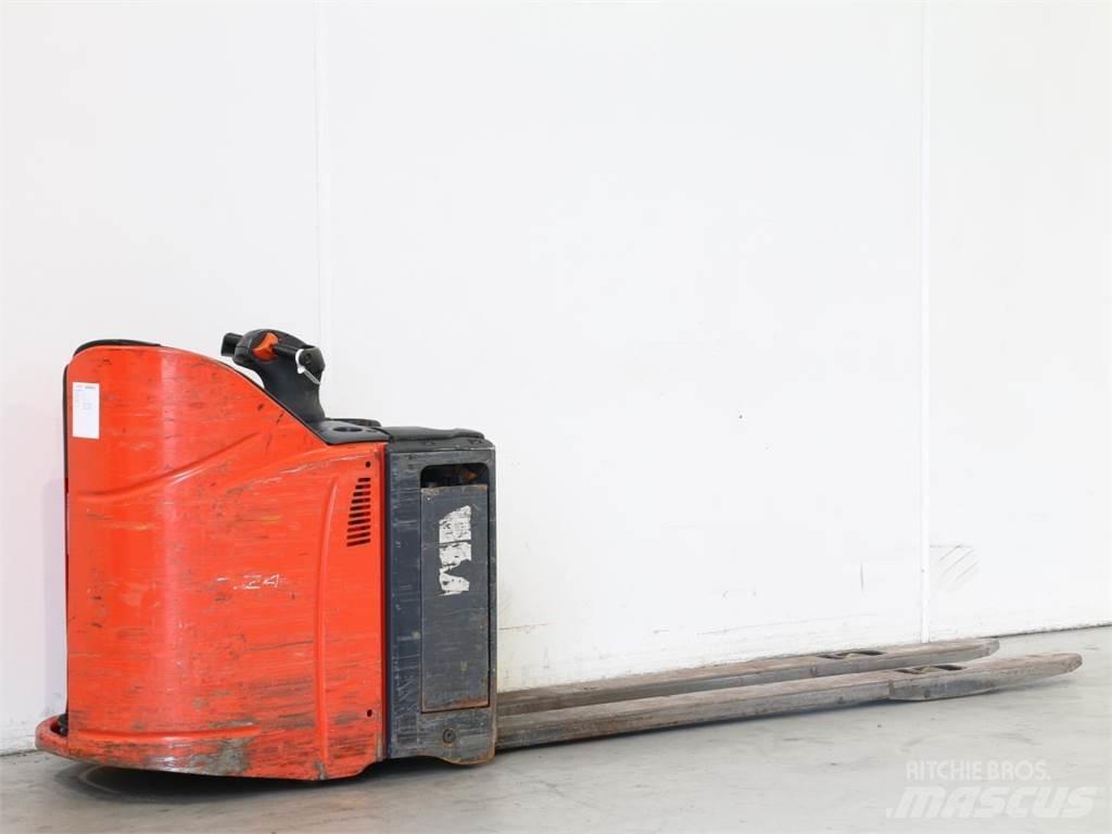 Linde T24SP/131 Wózki widłowe unoszące z dyszlem