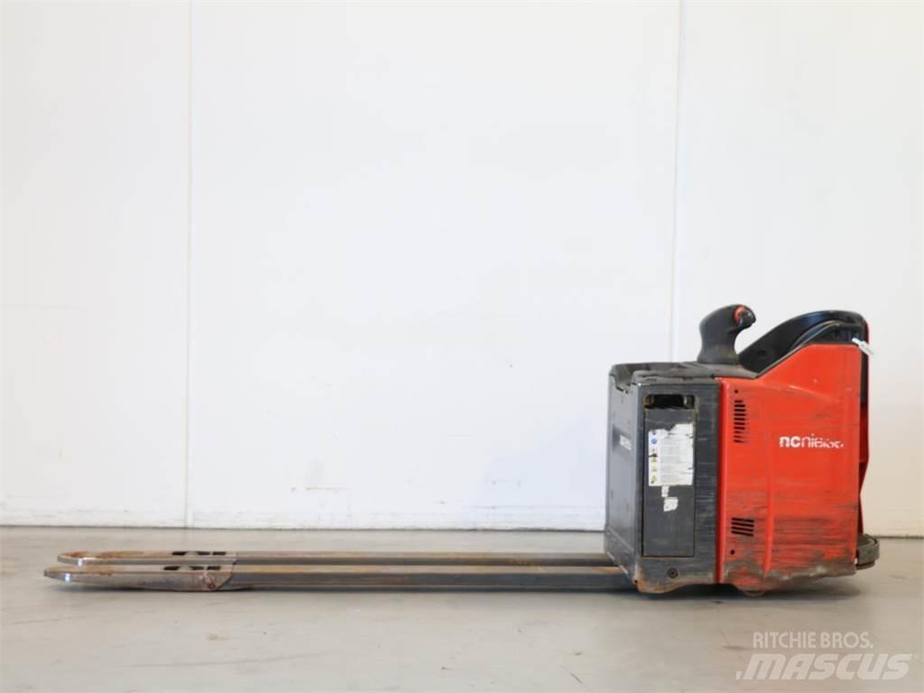 Linde T25SP/131-07 Wózki widłowe unoszące z dyszlem
