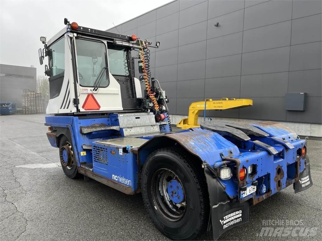 Terberg RT223 4X4 Magazynowanie - Inne