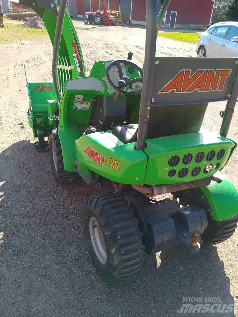 Avant 220 Komunalne - Inne