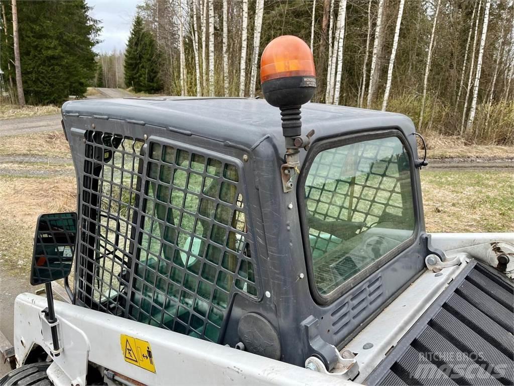 Bobcat S130 Ładowarki burtowe