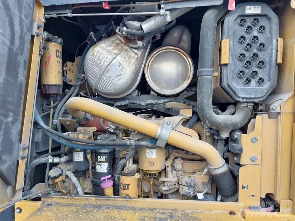 CAT 120 Równiarki