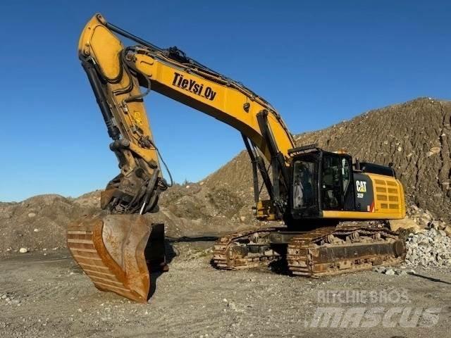 CAT 352F Koparki gąsienicowe