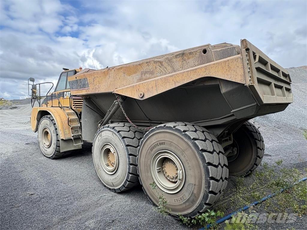 CAT 740 Wozidła przegubowe