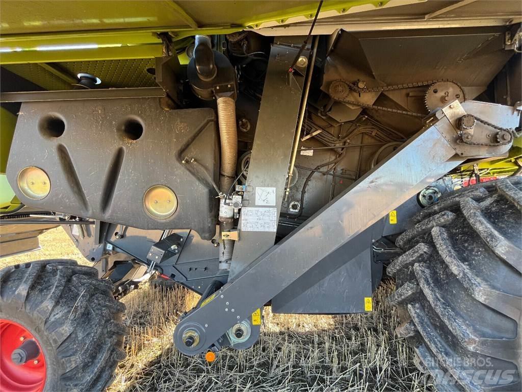 CLAAS Tucano 320 Kombajny zbożowe