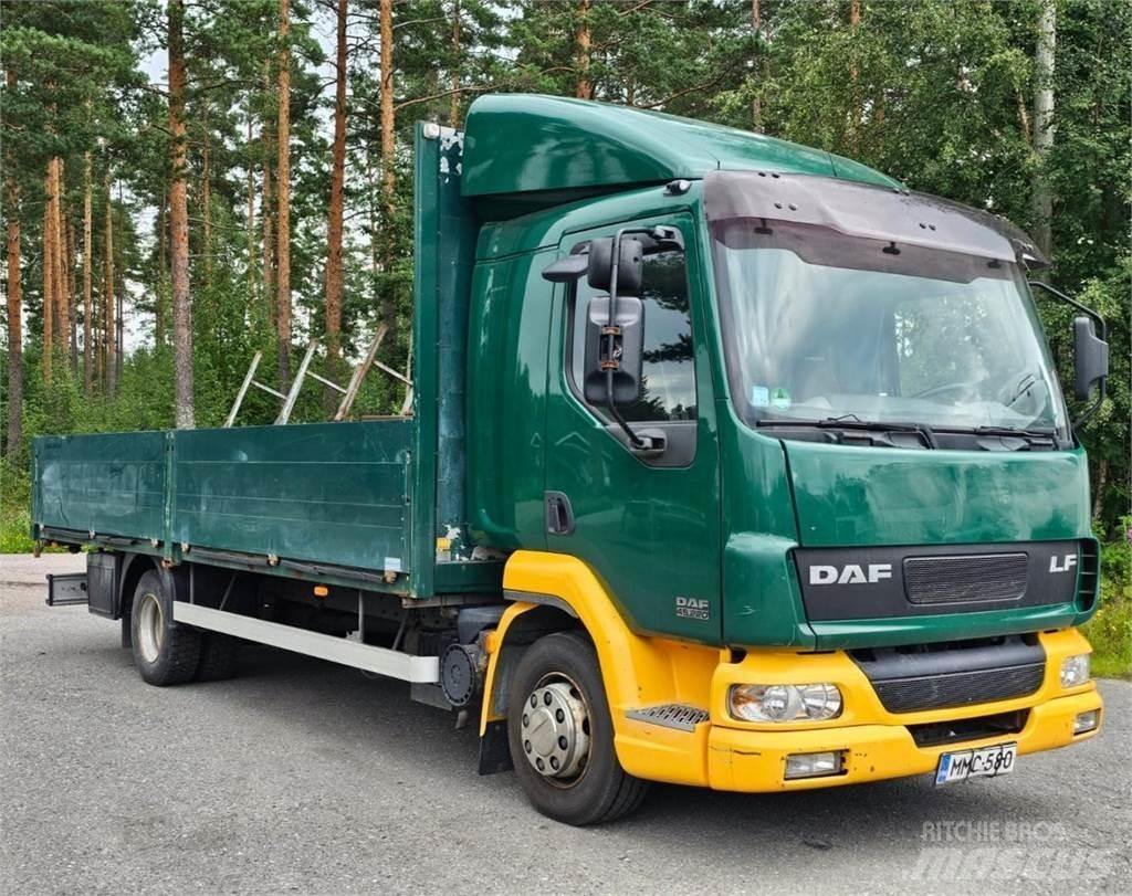 DAF LF 45.220 Ciężarówki typu Platforma / Skrzynia