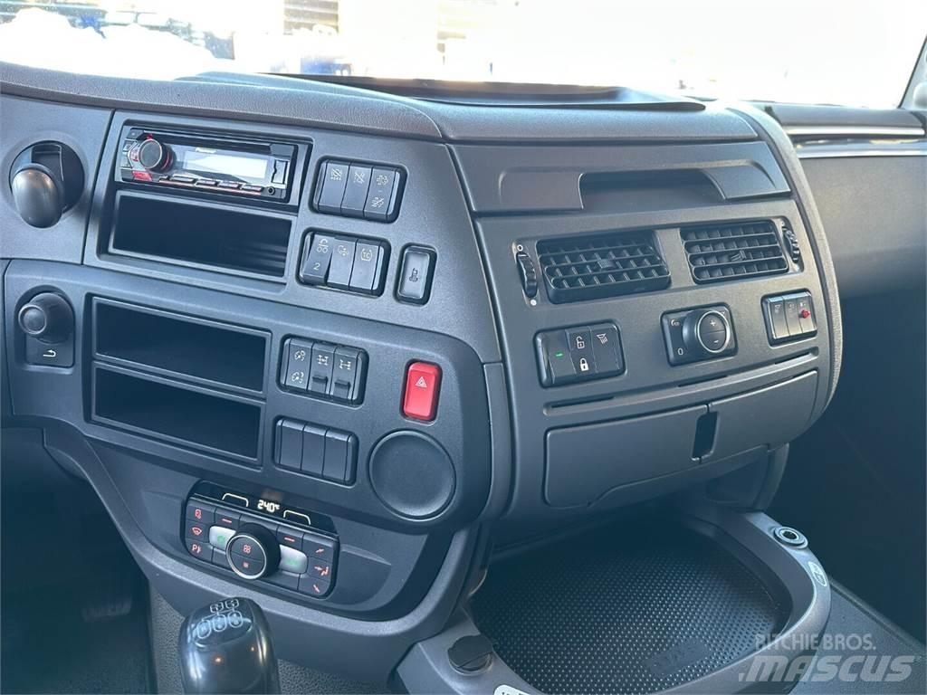DAF XF 530 6x4 Ciągniki siodłowe