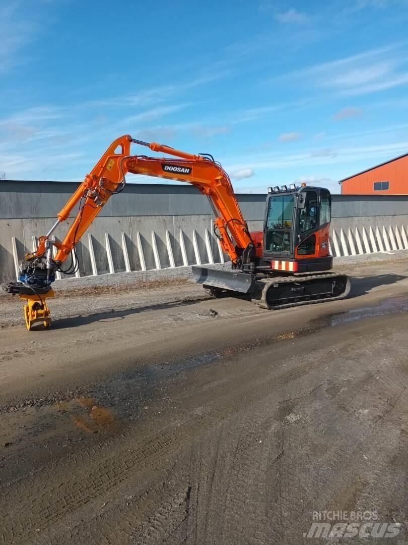 Doosan DX85 R Midikoparki  7t - 12t