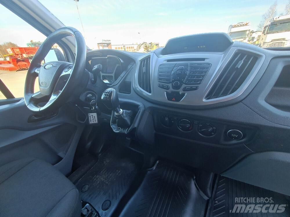 Ford Transit Inne