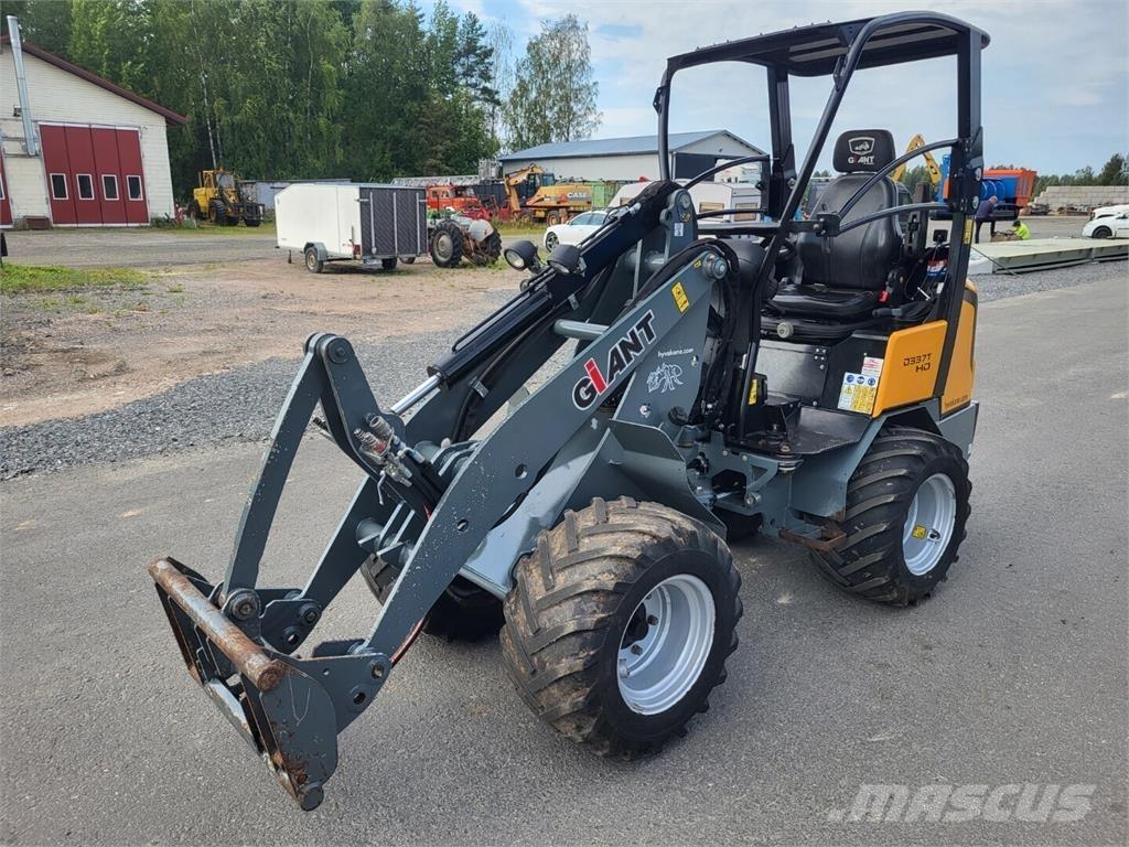 GiANT D337T Maszyny rolnicze - Inne