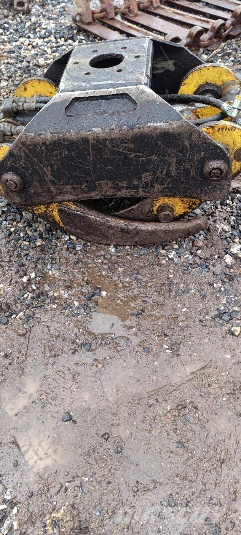  Grippen risukoura Chwytaki