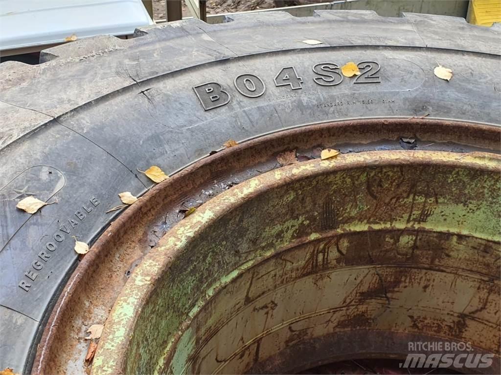 Hilo B04S2 Maszyny budowlane - Inne