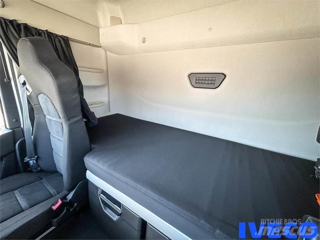Iveco S-Way Inne