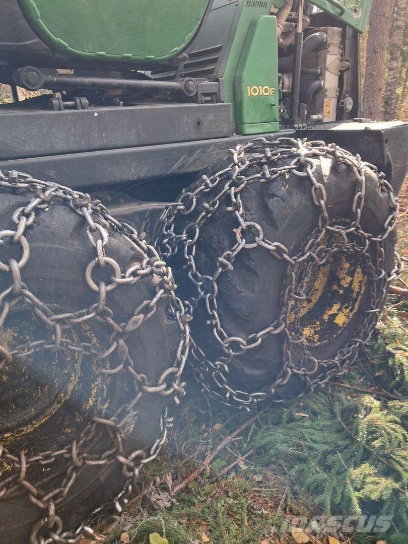 John Deere 1010e Forwardery