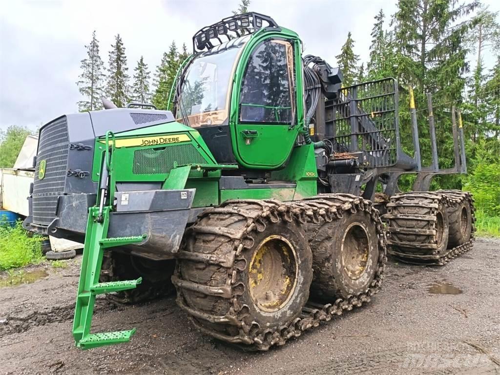 John Deere 1010G Forwardery