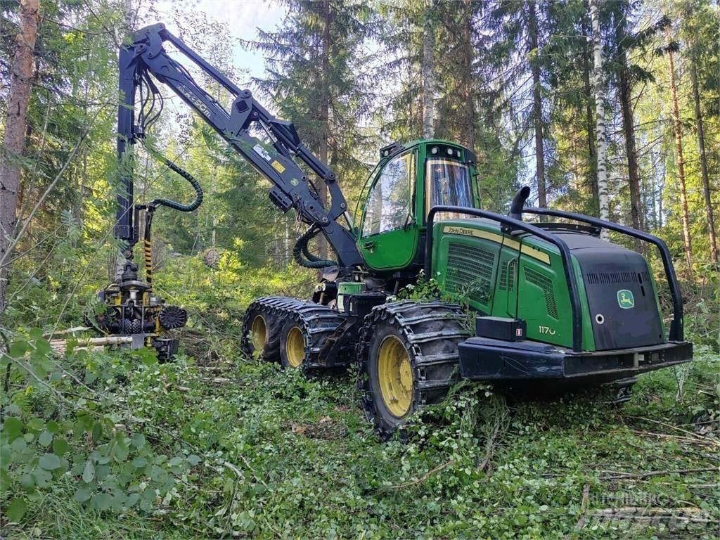 John Deere 1170 E Harwestery