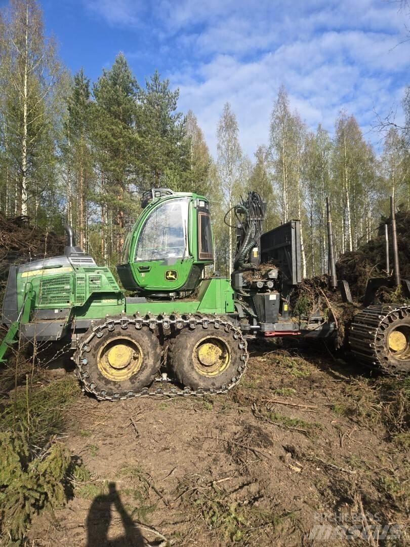 John Deere 1210 G Forwardery