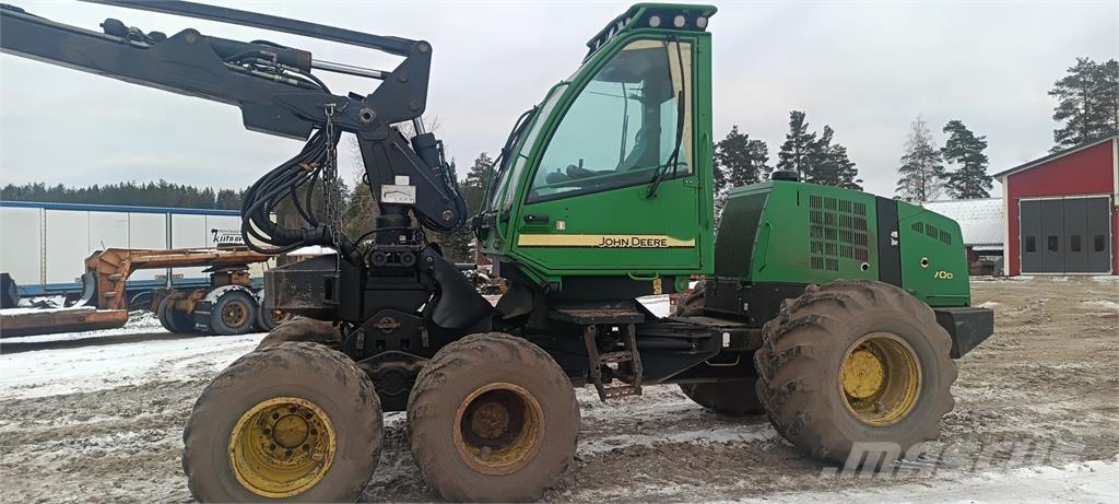 John Deere 770 D Harwestery