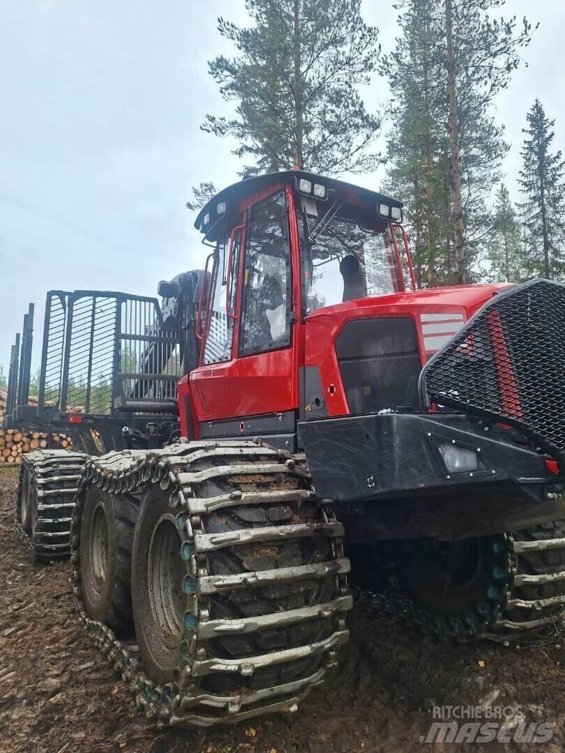 Komatsu 895 Forwardery
