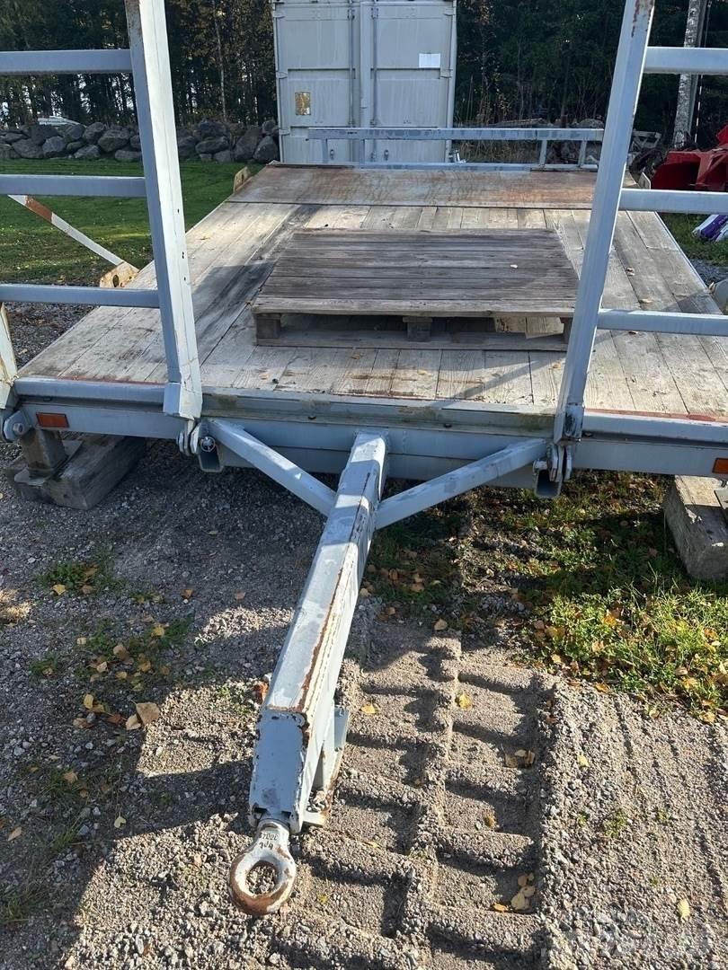  Kuljetuslavetti Inne przyczepy