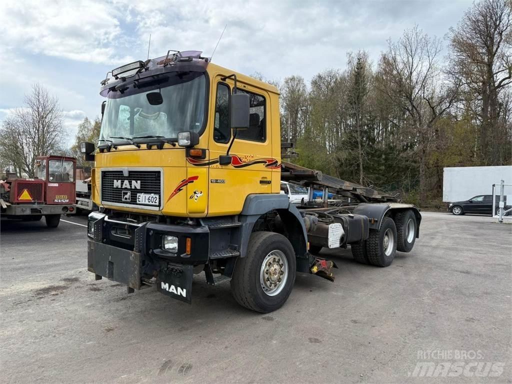 MAN 19.403 4x4 + 2 Pojazdy komunalne