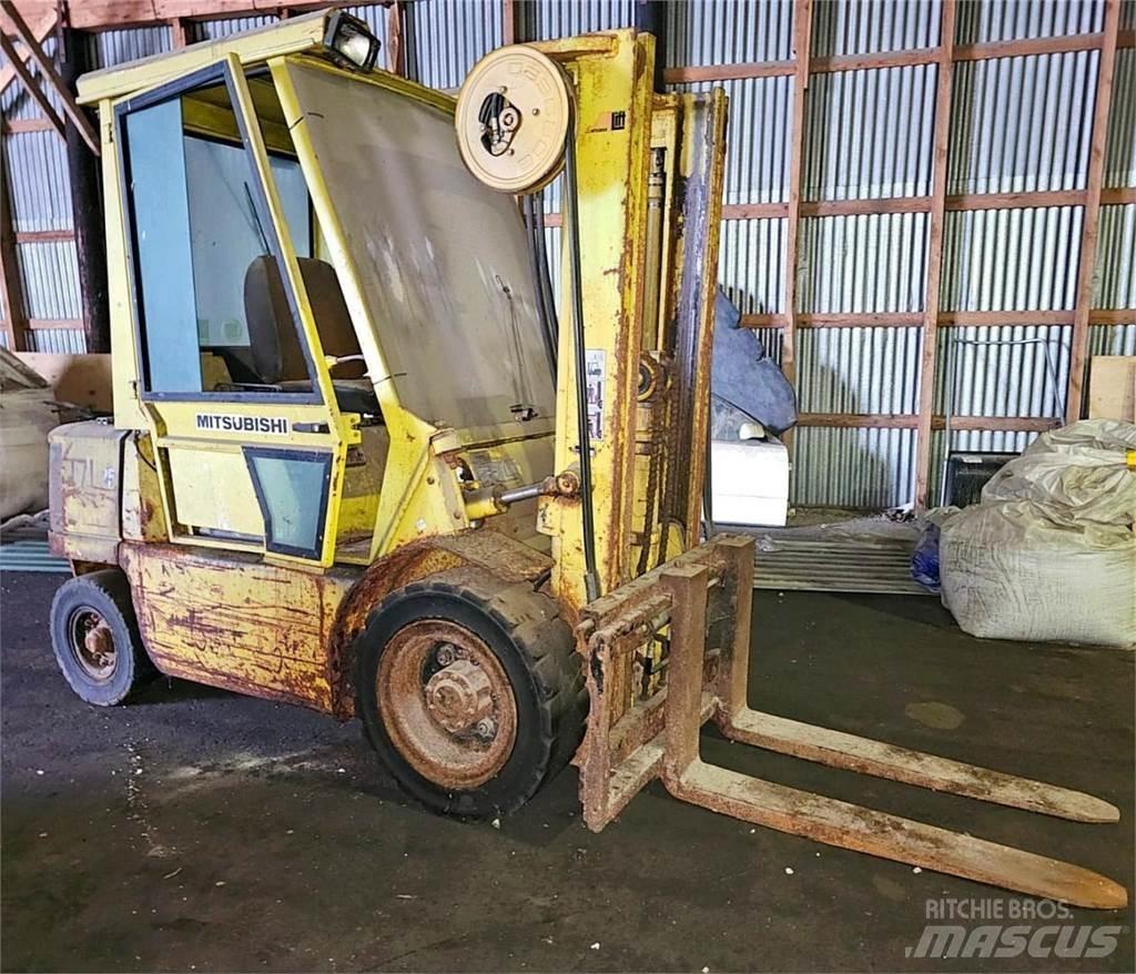Mitsubishi FD25 Wózki Diesla
