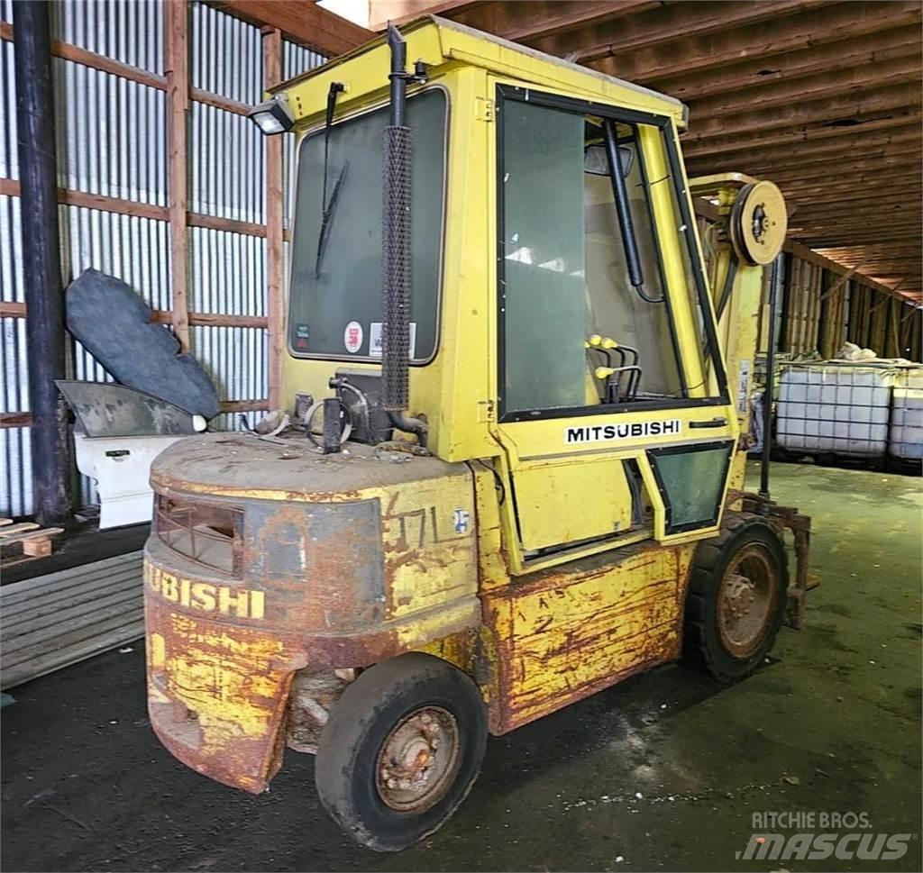 Mitsubishi FD25 Wózki Diesla