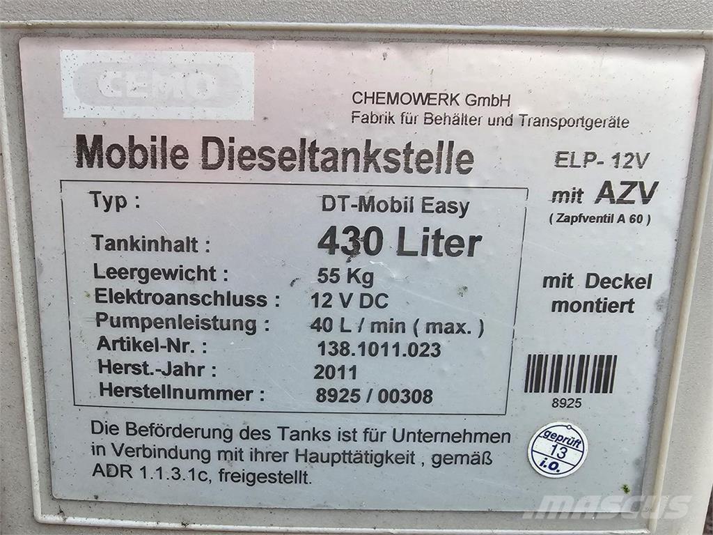  Polttoainesäiliö Zbiorniki